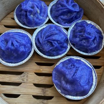 Dillon's Dumpling House - Crab and pork xiao long bao - Dim Sum Near Me - Aurora, Colorado Dillon's Dumpling House - Crab and pork xiao long bao - Dim Sum Near Me - Aurora, Colorado
