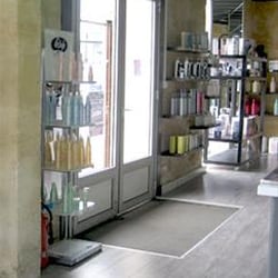 On hair studio