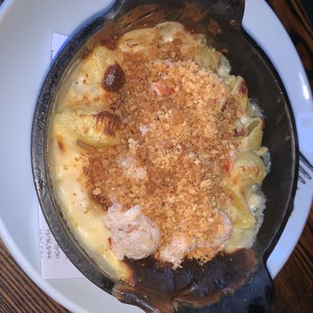 Bacari GDL - Lobster and crab Mac and cheese 8.5/10. Would recommend spending the extra $6 for the crab and lobster - Mediterranean Near Me - Glendale, California Bacari GDL - Lobster and crab Mac and cheese 8.5/10. Would recommend spending the extra $6 for the crab and lobster - Mediterranean Near Me - Glendale, California