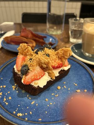 Little Collins by null