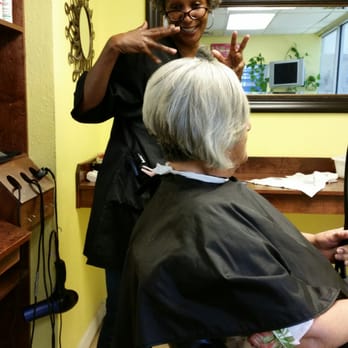 Sun City Cuts - Hair Salons Near Me - El Paso, Texas