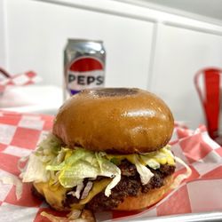 Smash Daddy's - Double smash burger build your own with lettuce, tomato, pickles and mustard