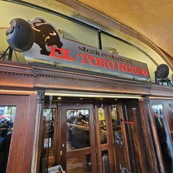 El Toro Steak House - Restaurant