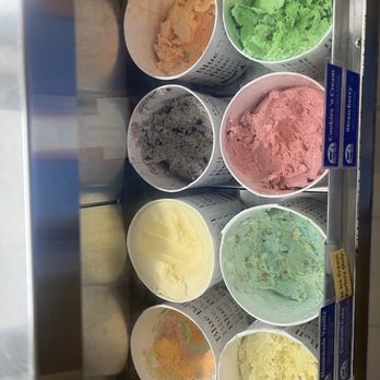 Blue Bell Creameries - Ice Cream & Frozen Yogurt Near Me - Brenham, Texas Blue Bell Creameries - Ice Cream & Frozen Yogurt Near Me - Brenham, Texas