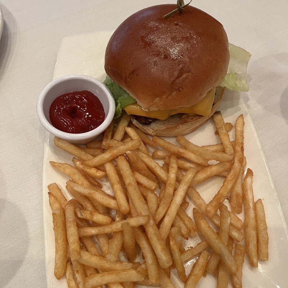 Veranda Restaurant & Cafe - Veranda Burger - Mediterranean Near Me - Bayside, New York Veranda Restaurant & Cafe - Veranda Burger - Mediterranean Near Me - Bayside, New York