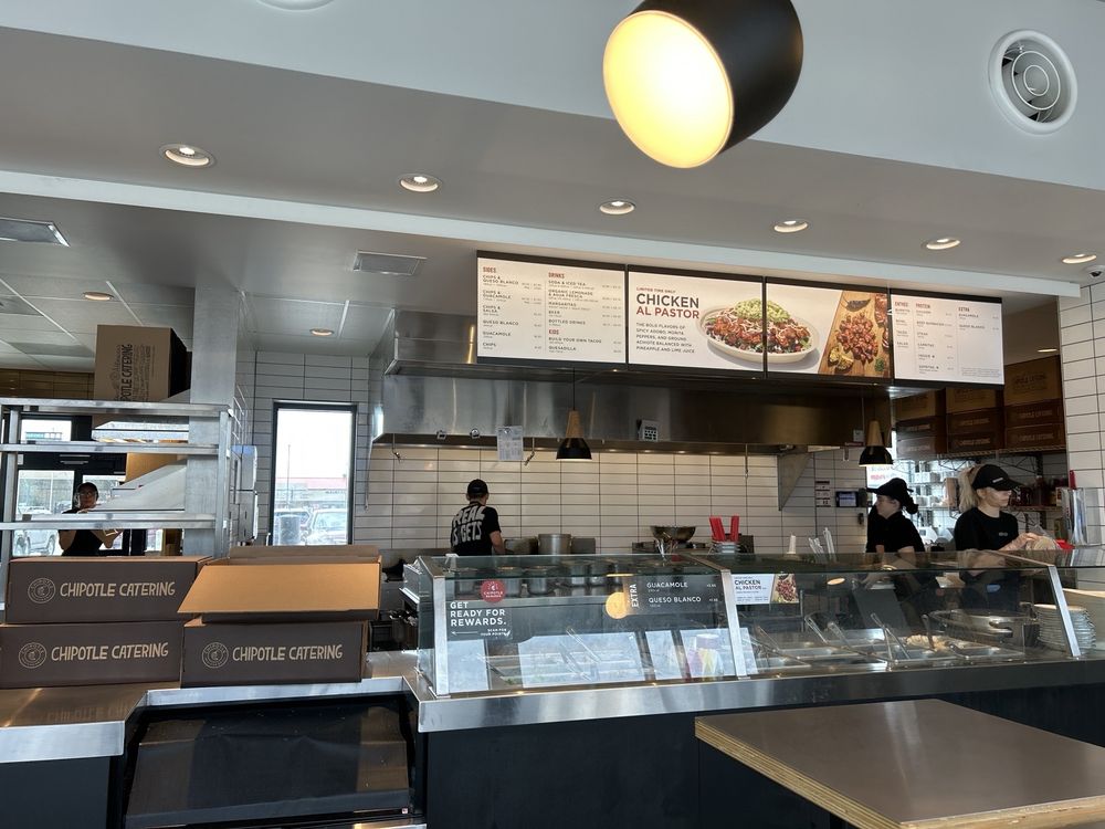 CHIPOTLE MEXICAN GRILL Updated August 2024 4465 N 27th St, Lincoln