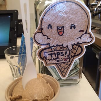 Van Leeuwen - Earl grey ice cream - Coffee & Tea Near Me - Brooklyn, New York Van Leeuwen - Earl grey ice cream - Coffee & Tea Near Me - Brooklyn, New York