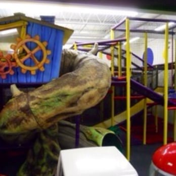 Outer Limits Fun Zone - Huge, clean Play Palace - Amusement Parks Near Me - Pocatello, Idaho