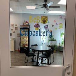 BeBe's Cupcakery - Front Door