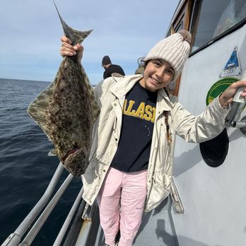 Inlet Charters Across Alaska Adventures - Boat Charters Near Me - Homer, Alaska