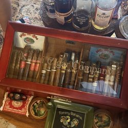 Hawaii Cigar & Ukulele