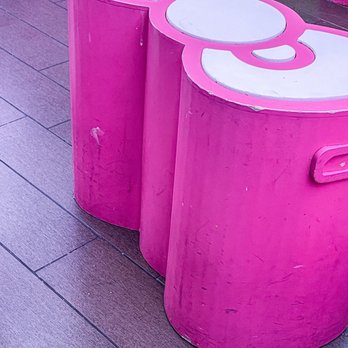 Hello Kitty Cafe - Themed Cafes Near Me - Las Vegas, Nevada