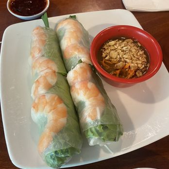 Pho Saigon - Shrimp Summer rolls - Vietnamese Near Me - Honolulu, Hawaii
