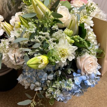 Santos Flowers - Florists Near Me - Santa Ana, California