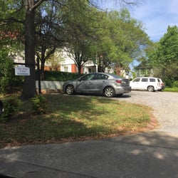 Red Bluff Cottage Bed & Breakfast - Private parking in back