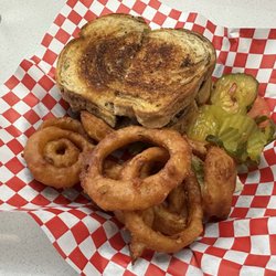 One Man Band Diner - Wolfman Melt
