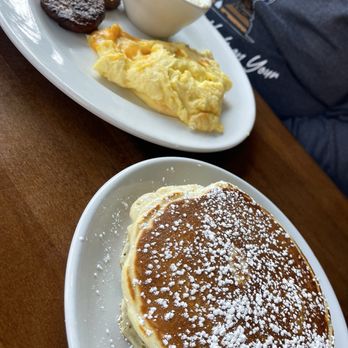 Honeybear Cafe - Breakfast & Brunch Near Me - Chicago, Illinois