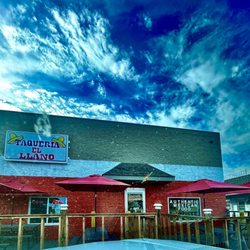 Taqueria El Llano - Outside
