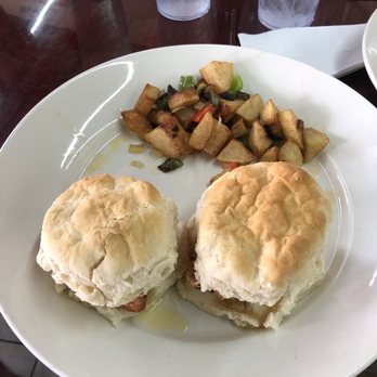 Lucky Cafe - Cafes Near Me - Whitesboro, Texas