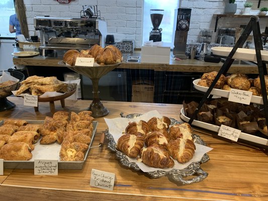 Salty Roan Bakehouse by null