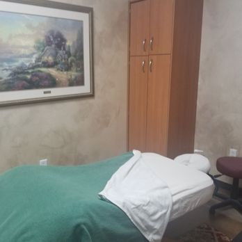 Massage By Menzel - Cozy and clean massage room - Massage Near Me - Dallas, Texas