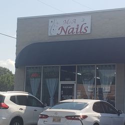 M&A Nails - Front entrance