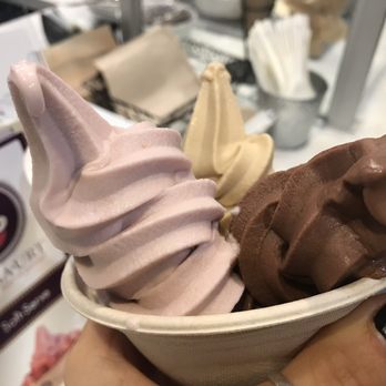Yoga-urt - Strawberry, caramel, chocolate- lots of empty space on the other side but still delicious - Ice Cream & Frozen Yogurt Near Me - Los Angeles, California Yoga-urt - Strawberry, caramel, chocolate- lots of empty space on the other side but still delicious - Ice Cream & Frozen Yogurt Near Me - Los Angeles, California
