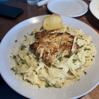 Basil's - Chicken Alfredo - Sandwiches Near Me - Boone, North Carolina