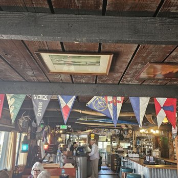 The Chowder Barge - Inside - Seafood Near Me - Wilmington, California