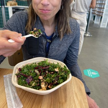 sweetgreen - Healthy Salads, Wraps, and Bowls - Salad Near Me - New York, New York sweetgreen - Healthy Salads, Wraps, and Bowls - Salad Near Me - New York, New York