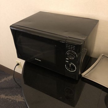 Hilton Atlanta - I requested for maintenance to fix my shower head, and they sent up a microwave from 1982. Seriously!?!? - Hotels Near Me - Atlanta, Georgia Hilton Atlanta - I requested for maintenance to fix my shower head, and they sent up a microwave from 1982. Seriously!?!? - Hotels Near Me - Atlanta, Georgia