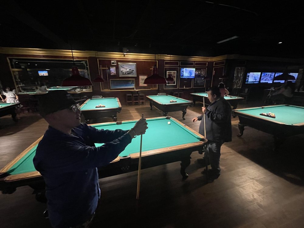 Social spots from Fast Eddie's Billiards - Edinburg