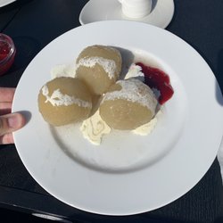 Evas Kroppkakor - Öländska kroppkakor med lingon och grädde