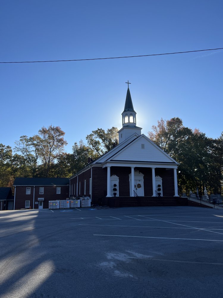 Slide of Four Seasons Roofing