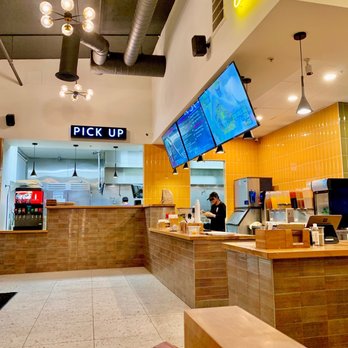 Nguyen's Kitchen - Inside - Asian Fusion Near Me - Carson, California