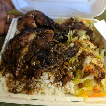 Reggae Riddim Jamaican Restaurant - Caribbean Near Me - Apopka, Florida