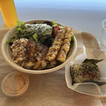 Hoka Hoka Express - The dragon bowl and Spicy Tuna Onigiri - Japanese Near Me - Torrance, California Hoka Hoka Express - The dragon bowl and Spicy Tuna Onigiri - Japanese Near Me - Torrance, California