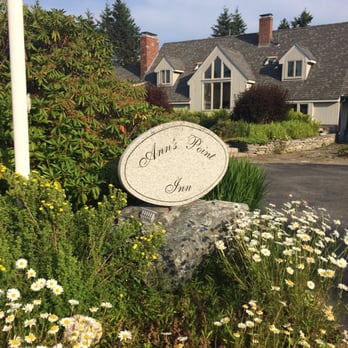 Ann's Point Inn - Bed & Breakfast Near Me - Bass Harbor, Maine