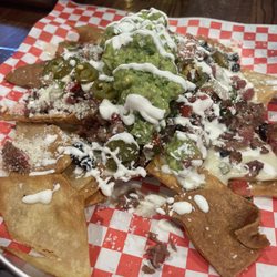Cali Brews Sports Bar & Grill - Brisket Nachos