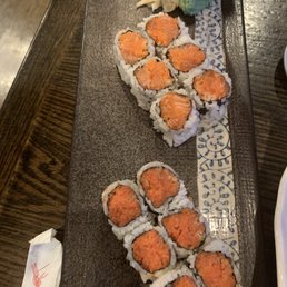 Spicy Salmon Roll