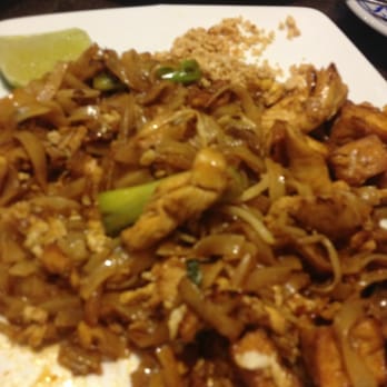 Papaya Thai - Pad thai that's a lot like Thai Temple's pad thai; really great! - Thai Near Me - Newark, California Papaya Thai - Pad thai that's a lot like Thai Temple's pad thai; really great! - Thai Near Me - Newark, California