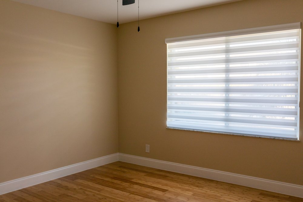 Slide of Cristal Indigo