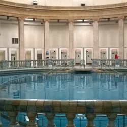 Piscines de Nancy-Thermal - L'architecture très particulière de la piscine ronde