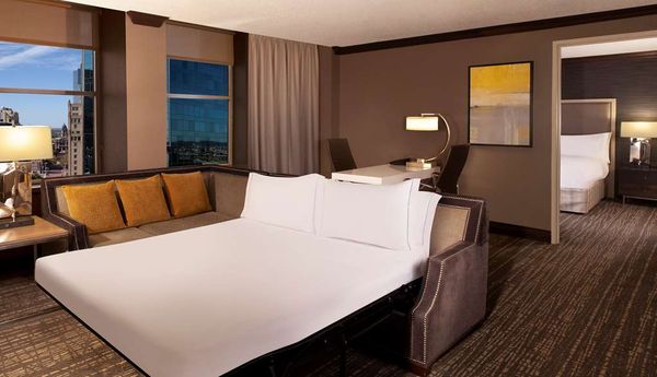 Hilton Fort Worth by null