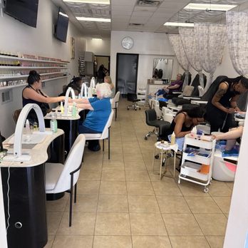 All Nails Lounge - Nail Salons Near Me - Mansfield, Texas