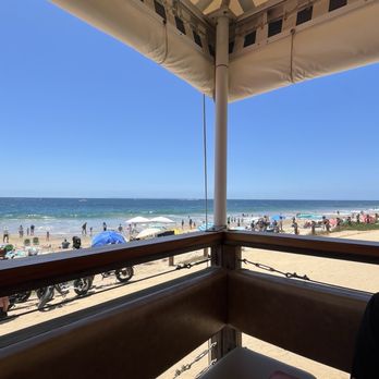 The Beachcomber Cafe - View - Seafood Near Me - Newport Beach, California