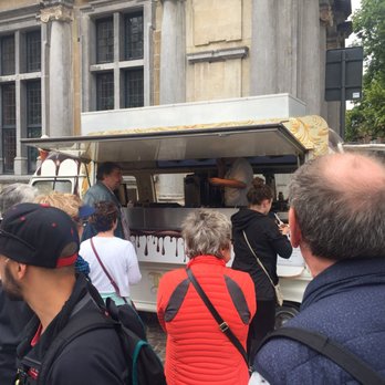 Arlecchino Gelateria - Waffles Near Me - Bruges, VWV