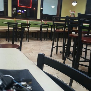 El Pollo Loco - Waiting on our dinner area was very clean - Mexican Near Me - Hemet, California El Pollo Loco - Waiting on our dinner area was very clean - Mexican Near Me - Hemet, California