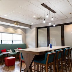 Hampton Inn Turnersville - Breakfast Area