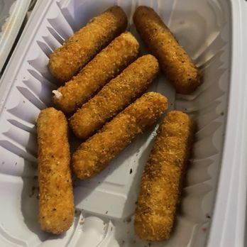 The 78 Pub @ This Guy's Pizza - Pizza Near Me - Johnston, Rhode Island